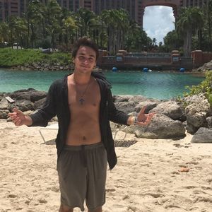 Meet your Posher, Benjamin